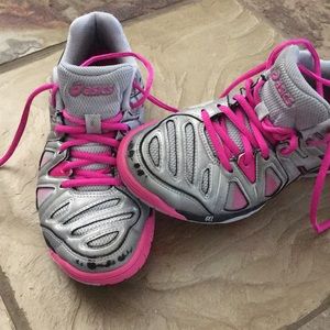 Volleyball 🏐 court shoes!